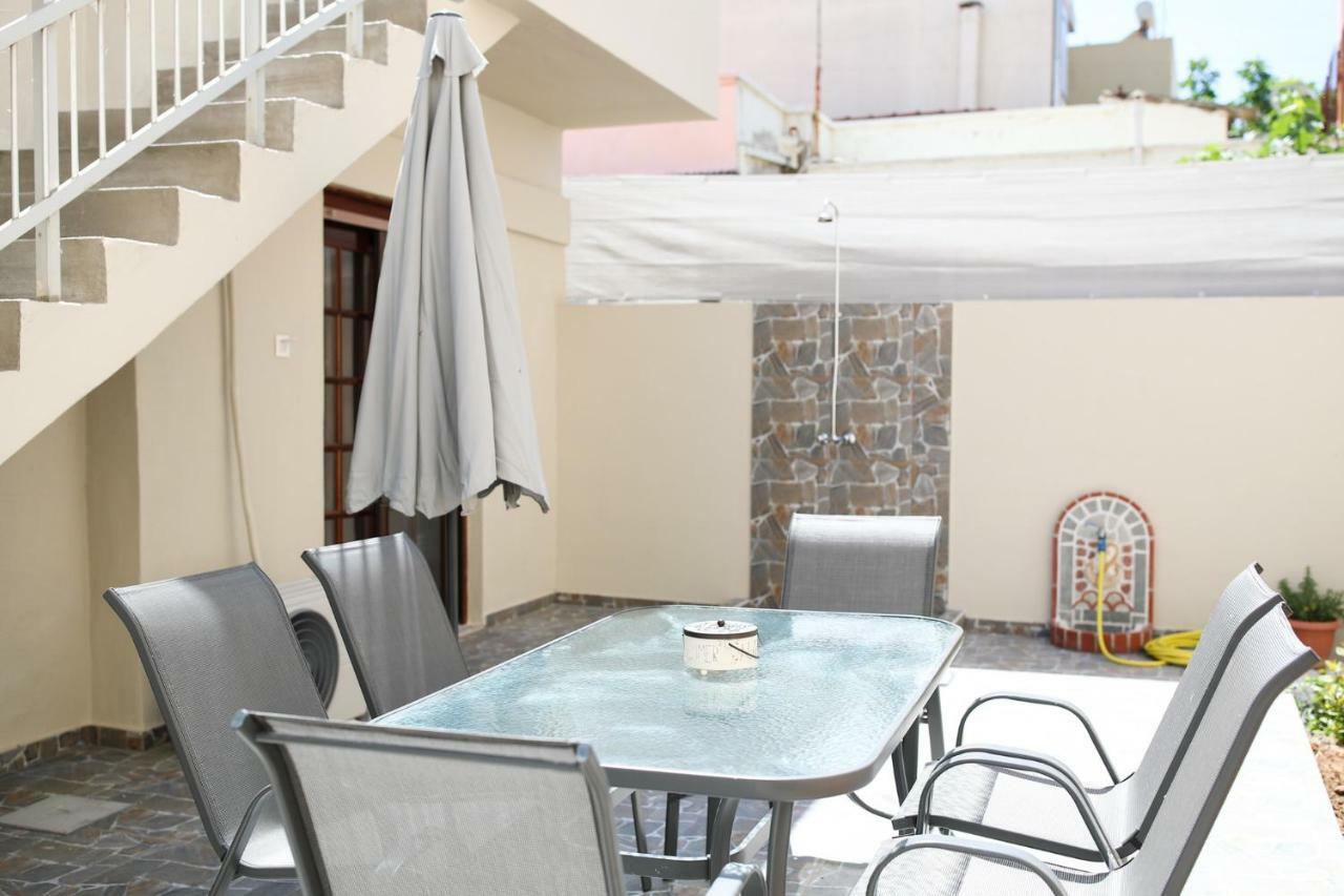 Amazing House With Private Backyard Vila Alexandroupoli Exterior foto